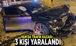 Van'da trafik kazası: 3 yaralı
