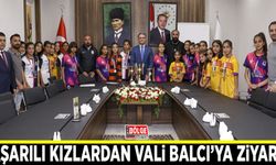 Başarılı kızlardan Vali Balcı’ya ziyaret