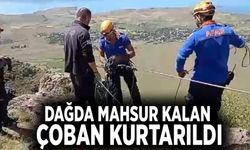 Dağda mahsur kalan çoban kurtarıldı