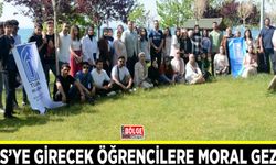 Tuşba’da YKS’ye girecek öğrencilere moral gezisi