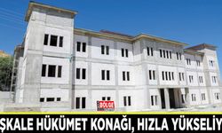 Başkale Hükümet Konağı, hızla yükseliyor