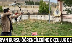 Kur'an kursu öğrencilerine okçuluk dersi