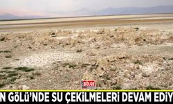 Van Gölü’nde su çekilmeleri devam ediyor