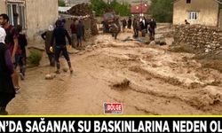 Van’da sağanak su baskınlarına neden oldu