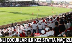 Vanlı çocuklar ilk kez statta maç izledi