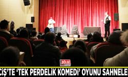Erciş’te ‘tek perdelik komedi’ oyunu sahnelendi