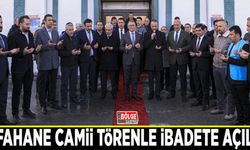 Şifahane Camii törenle ibadete açıldı