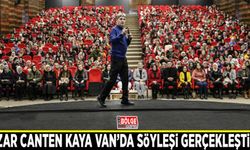 Yazar Canten Kaya Van’da söyleşi gerçekleştirdi