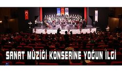 Sanat müziği konserine yoğun ilgi...