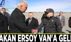 Bakan Ersoy Van'a geldi