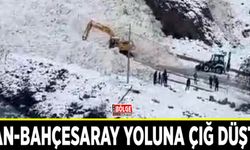 Van-Bahçesaray yoluna çığ düştü