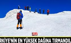Türkiye'nin en yüksek dağı olan Ağrı Dağı'na tırmandılar