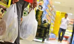 Plastik alışveriş poşetlerin yeni ücreti belli oldu