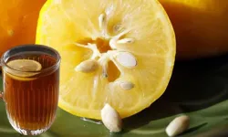Bir bardağı yetiyor! Limon çekirdekleri kaynatıp içen o sorunları unutuyor