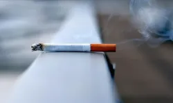 Sigara ömrünüzden 20 yıl çalıyor