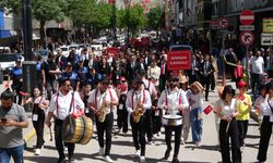 22. Akdamar Çocuk ve Gençlik Tiyatroları Şenliği Başladı