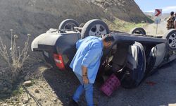 Başkale yolunda trafik kazası: 2 yaralı