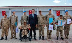Erciş'te özel bireyler 1 günlüğüne asker oldu