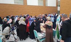 Vanlı kadınlardan Gazze yararına hayır çarşısı...