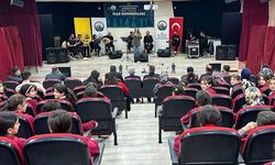 Büyükşehir'in konservatuvar sanatçıları Bahçesaray'da...