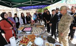 Başkale'de sergi ve kermes etkinliği...