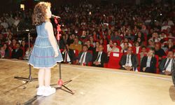 Van'da minik öğrencilerden ses yarışması...