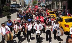 Van Akdamar Çocuk ve Gençlik Tiyatroları Şenliği başladı