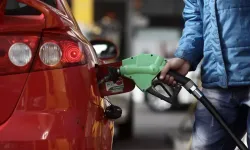 Akaryakıta Tarihi Zam: Benzin ve Motorine Rekor Artış Geliyor