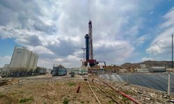 Van Çatak’ta 2 Bin 800 Metre Derinliğe Ulaşıldı: Kato Dağı’nda Petrol Umudu