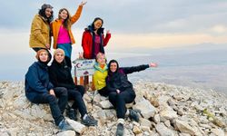 Van’dan Hakkari’ye Uzanan Zirve Rotaları: Aynı Gün İki Dağ Tırmanıldı