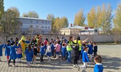 Yeşilay Kars Şubesi’nden köy okullarında farkındalık etkinliği