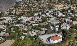 500 Nüfuslu Köyde Herkesin Soyadı Aynı!