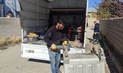 Van Tuşba’da Çöp Konteynerlerinde Bakım ve Onarım Çalışması Sürüyor