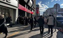 Van’da ATM Kuyrukları Çileye Döndü