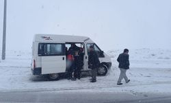 Erciş–Van Karayolunda Kaza: 3 Yaralı