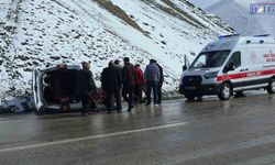 Van Girişinde Kaza: Araç Devrildi, Aile Son Anda Kurtuldu