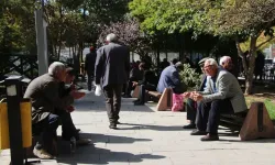Emeklilere yıllık izin müjdesi! Yargıtay’dan milyonları ilgilendiren karar