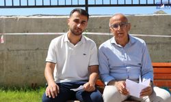 Emekli Öğretmen ve Oğlu Aynı Sınavda YKS Heyecanı Yaşadı
