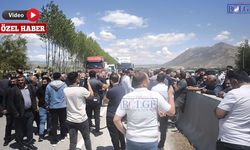 Van'da Kaza Sonrası Sert Tepki: Mahalleli Karayolunu Trafiğe Kapattı