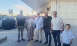 Kutsal yolculuğa giden hacılar Van'da dualarla karşılandı