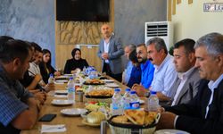 İpekyolu’nda Muhtar Zirvesi: Mahallelerin Sorunları Masaya Yatırıldı
