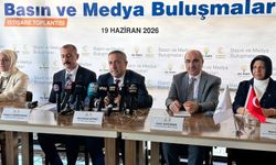 AK Parti Van’da Yeni Dönem Mesajı: 14 Görev Değişikliği Yapıldı