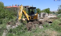 Tuşba Belediyesi Van’da Yeni Yol Açma Çalışmalarını Sürdürüyor