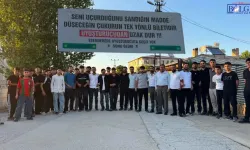 Van'da Dikkat Çeken Pankart Krizi!