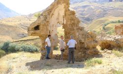 Van’da Tarihi Kilise ve Mezarlık İçin Koruma Çalışması Başlatıldı