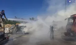 Van'da Korkutan Yangın! Yerleşim Yerlerine Yakın Bölgede Alevler Yükseldi