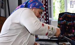 Cefakar anne, heybe yaparak dört çocuk okuttu