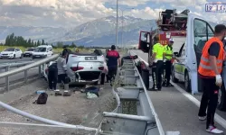 Ters Dönen Otomobil Hurdaya Döndü! Sürücü Mucize Eseri Kurtuldu