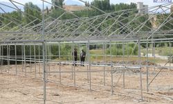 Van'da Kadınlara Dev Üretim Hamlesi! 7 Mahalleye Modern Sera Kuruluyor