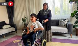 Van’da 10 Yıldır Eve Mahkûm Olan Üveys’in Tek Hayali: ‘Lütfen Sesimi Duyun’